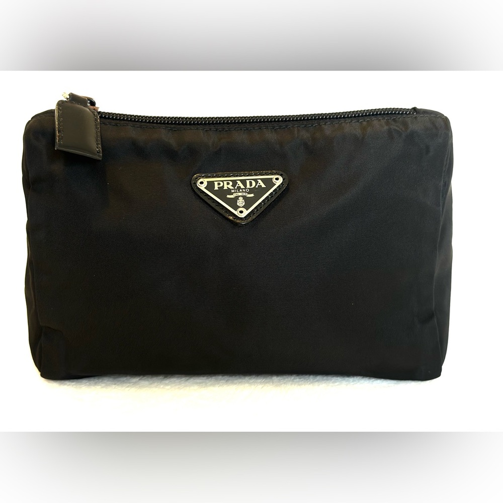 PRADA Nylon Pouch 🌹Authentic 🌹